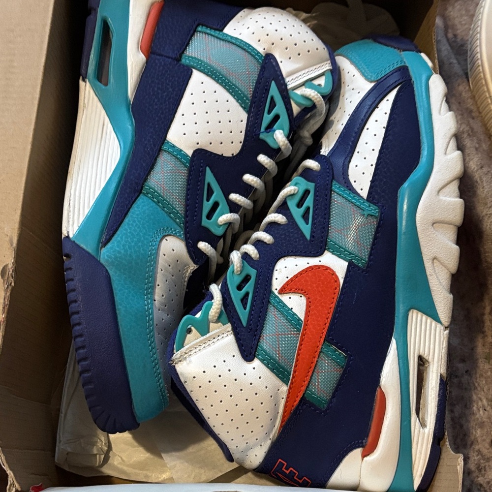 Nike Kids Sneakers - Blue, Teal, and Red